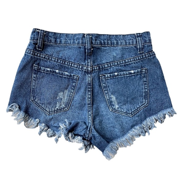 Forever 21 High Rise Frayed Jean Short Size: 24 - Picture 2 of 5